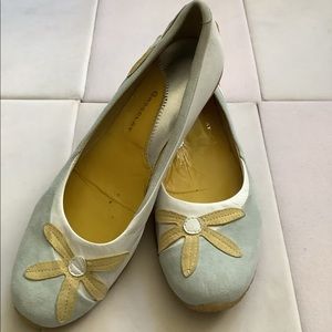 Ladies “Flower Power” flats by CHOCOLAT